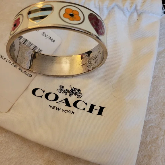 Coach Poppy Multi Heart Floral Bangle Bracelet - Picture 5 of 5